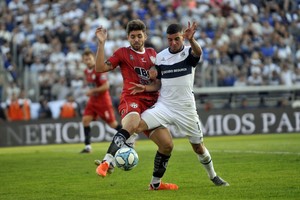 SCOTTI RICARDO Gimnasia le ganó a Central Córdoba, un rival directo.