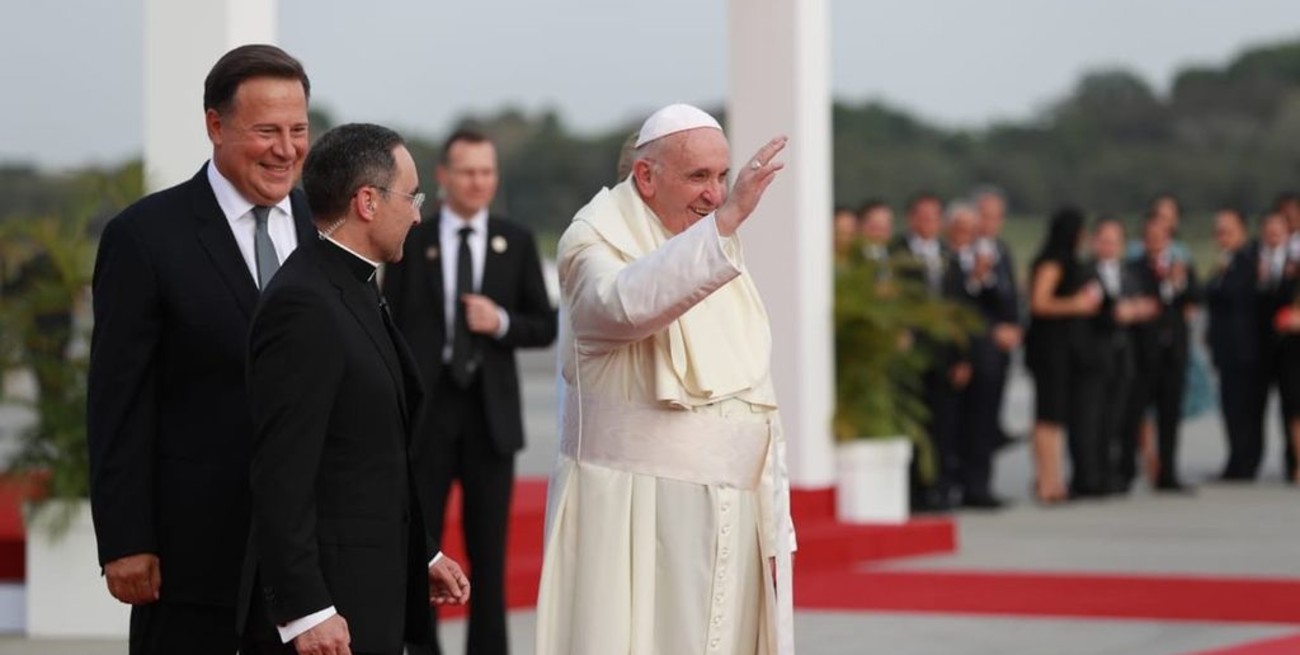 El papa Francisco arribó a Panamá para participar de la Jornada Mundial de la Juventud