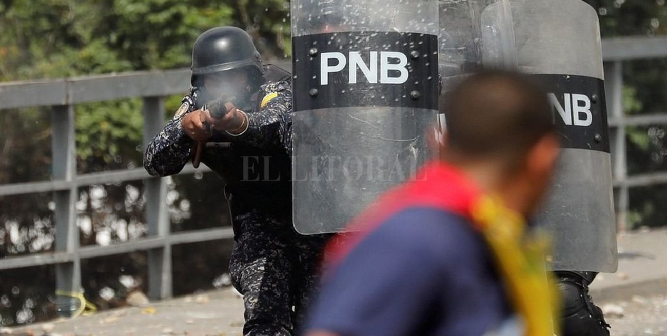 Venezuela: Al menos 16 muertos en las protestas contra Maduro
