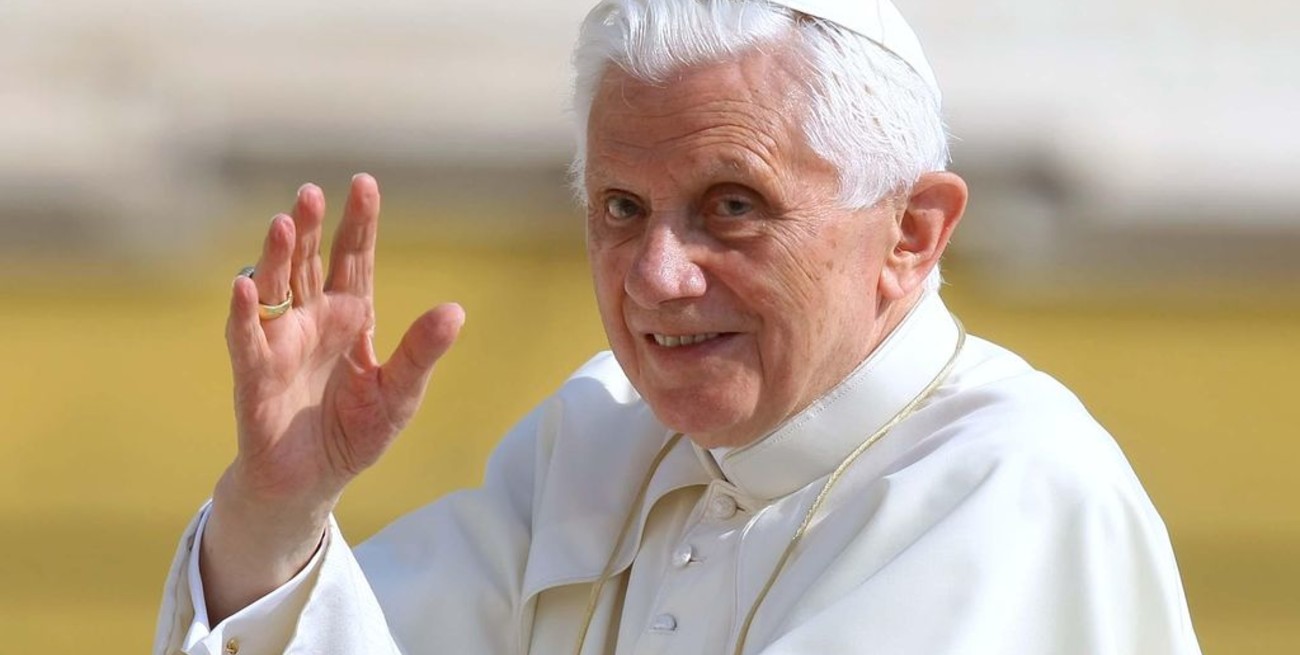Benedicto XVI volvió al Vaticano tras su viaje a Alemania para visitar a su hermano enfermo