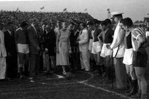 Archivo El Litoral En la flamante cancha de Colón, inaugurada en el barrio Centenario