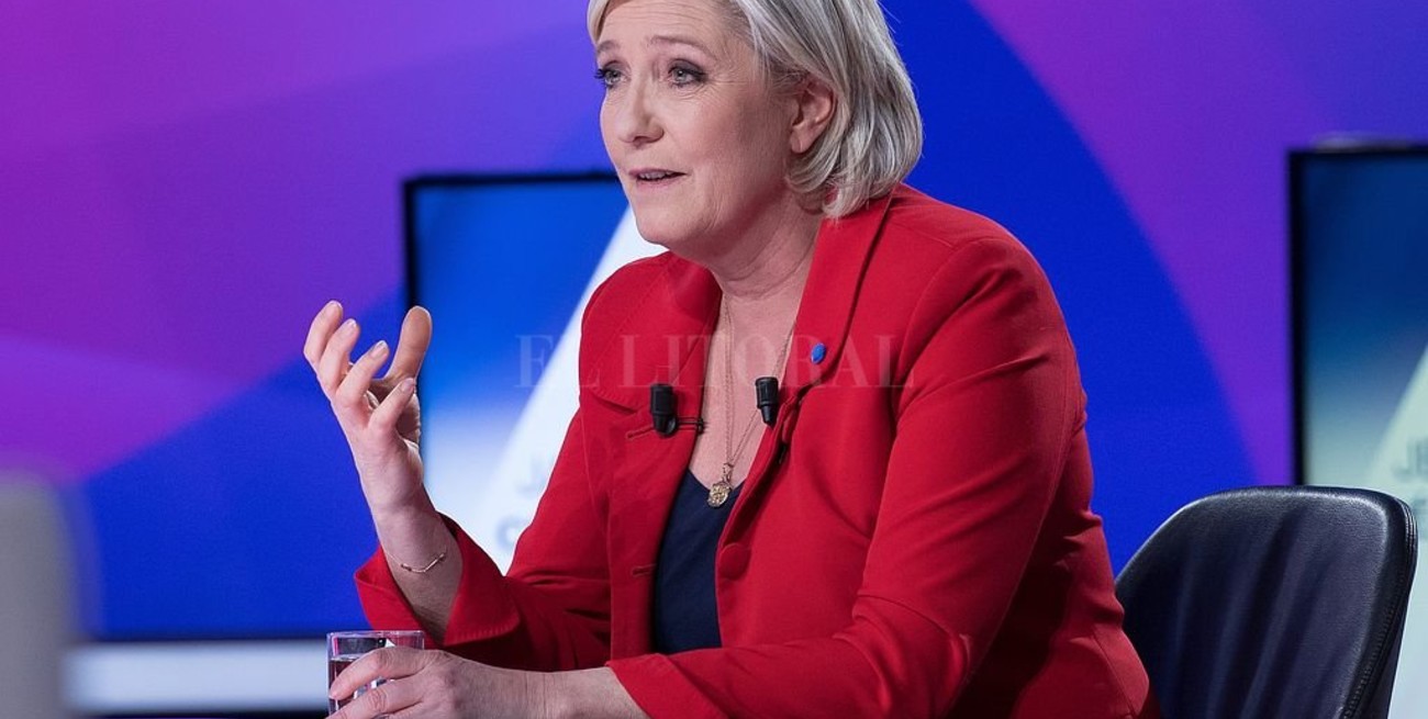 Francia: retiran los fueros a la diputada ultraderechista Marine Le Pen 