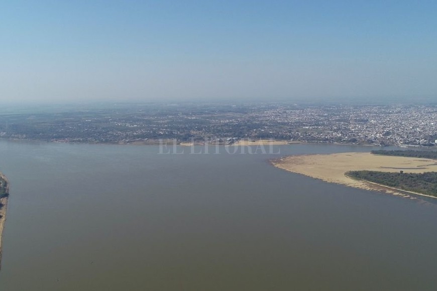 ELLITORAL_408212 |  Fernando Nicola Bajante del Río Paraná en agosto de 2021.