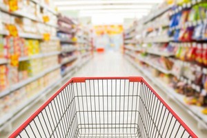 ELLITORAL_236286 |  Gentileza Notimix Cuesta más y se nota. Los supermercados facturaron 33,3 % más, pero la inflación fue mayor que esa cifra por lo cual los volúmenes comercializados son más bajos que un año atrás.