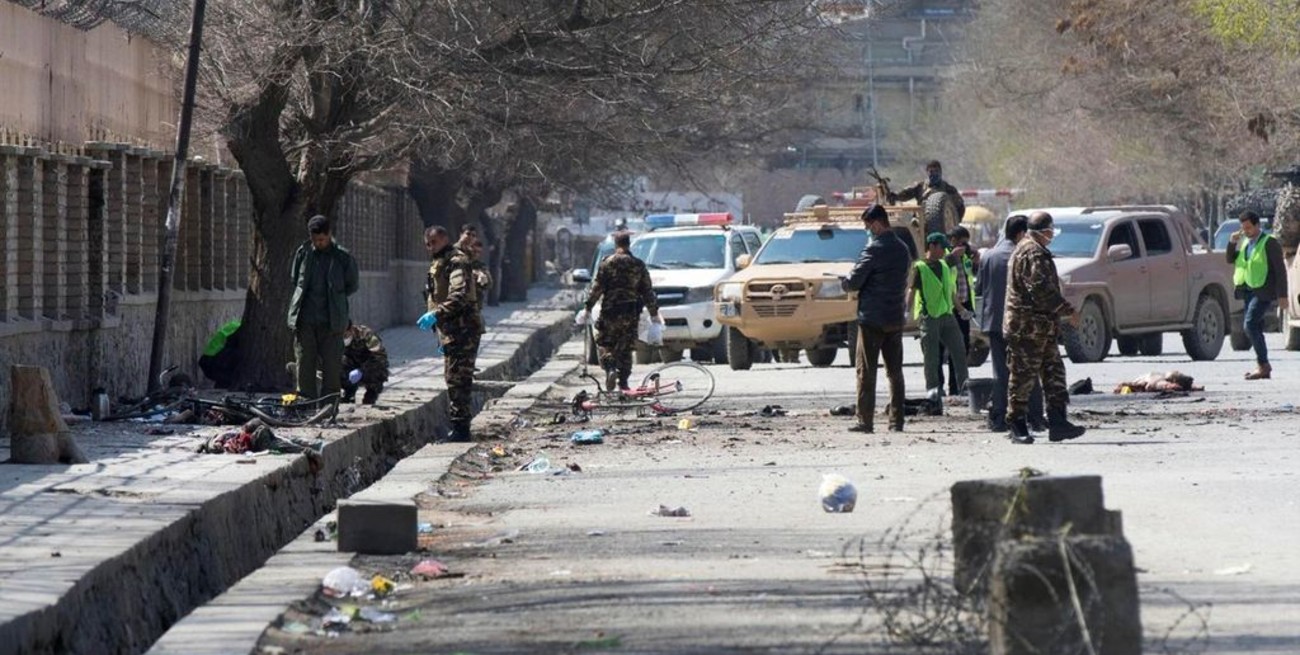 Kabul: una explosión en un salón de fiestas dejó más de 40 muertos y 80 heridos