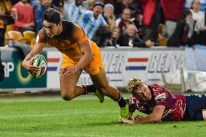 Prensa Jaguares Santiago Carreras liquida el partido ante Reds el pasado sábado al marcar un try en el final.