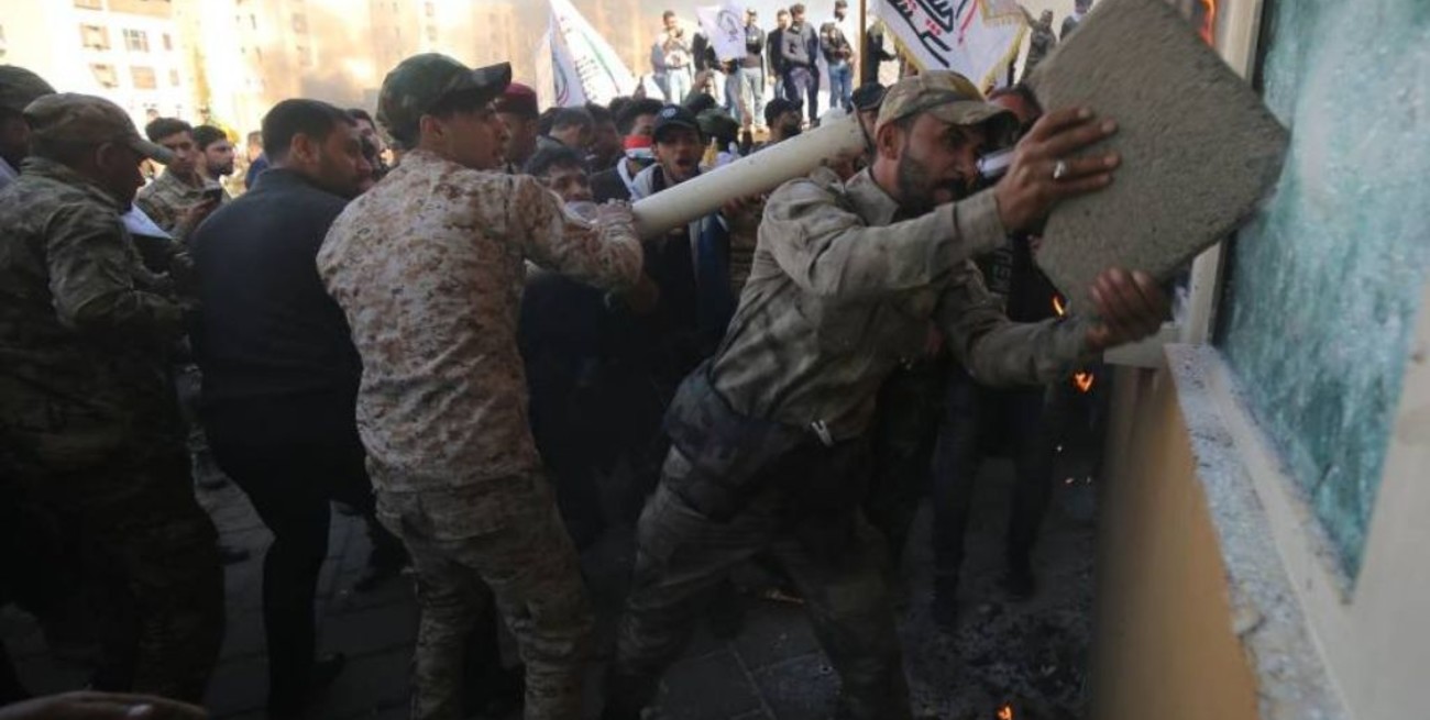 La embajada de EEUU en Irak suspende sus actividades hasta nuevo aviso