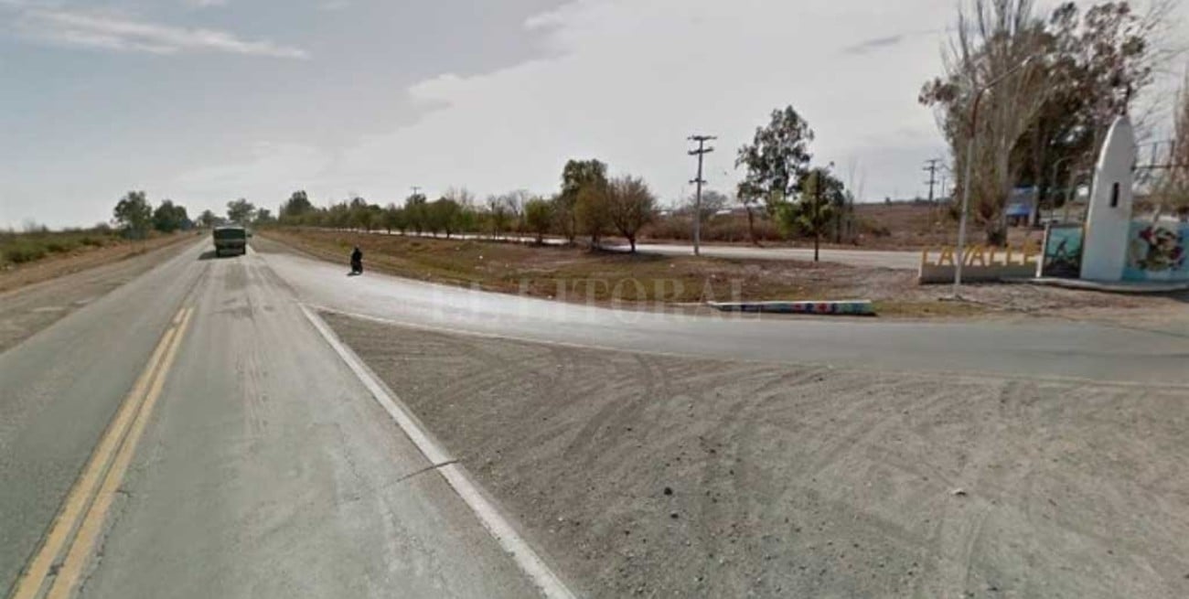 Cinco muertos por un choque entre un camión y un automóvil en Mendoza