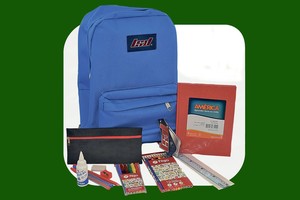 ELLITORAL_238402 |  El Litoral Entre otros artículos, el kit escolar incluye la mochila.