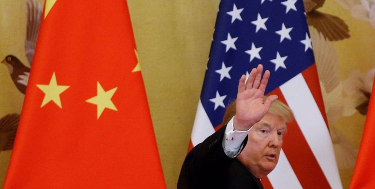 Para China, Estados Unidos quiere "colonizar los negocios globales"