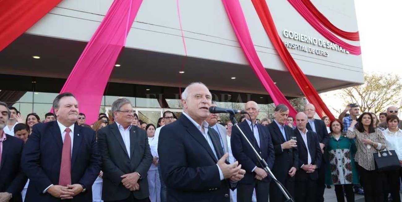 Lifschitz inauguró el nuevo hospital de Ceres