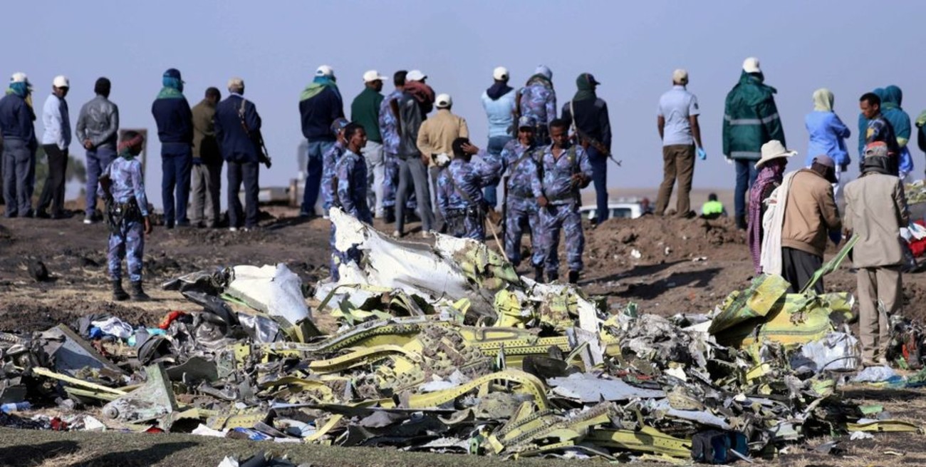 Una falla técnica impidió al piloto controlar el Boeing estrellado en Etiopía