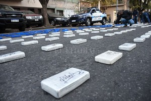 ELLITORAL_409059 |  Archivo El Litoral / Marcelo Manera El 18 de junio pasado Gendarmería y Policía Federal realizaron once allanamientos, en uno de los cuales incautaron una camioneta repleta de cocaína.