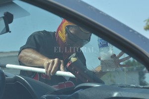 ELLITORAL_421197 |  Mauricio Garín INSTANTÁNEA -  Limpiavidrios