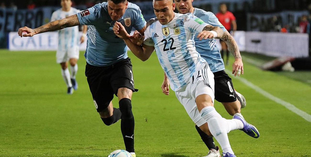 En Vivo Uruguay Vs Argentina Fecha 13 De Las Eliminatorias