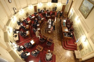 ELLITORAL_273619 |  Archivo El Litoral Una de las nuevas leyes es la que incentiva a servir jarras con agua en los comedores y bares de la provincia.