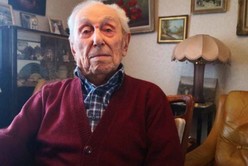 El hombre más longevo de Francia murió por Covid-19 a sus 112 años