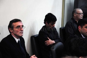 ELLITORAL_264394 |  Archivo El Litoral / Luis Cetraro El 27 de octubre de 2015 el TOF de Santa Fe condenó a Tognoli (izq.) y Baella (centro) como encubridor del  Tuerto  Mendoza (der.), un narco que tenía una cocina de cocaína en Colastiné.