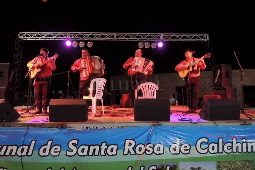ELLITORAL_235643 |  Archivo El Litoral EL HOMENAJE AL  ISLERO DEL AÑO  forma parte del espectáculo, y además, es acompañada por un festival de música con exponentes del chamamé y gran bailanta.