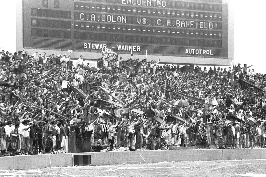 ELLITORAL_193306 |  Alejandro Villar La gran movida a Córdoba. Aquella movilización histórica de hinchas de Colón a la Docta determinó que sea elegida para celebrar el Día del hincha rojinegro. Fue espectacular y única.
