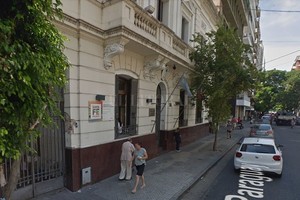 ELLITORAL_271346 |  Captura digital - Google Maps Streetview Seccional Segunda de Rosario, donde el despreciable sujeto estuvo detenido por algunas horas.