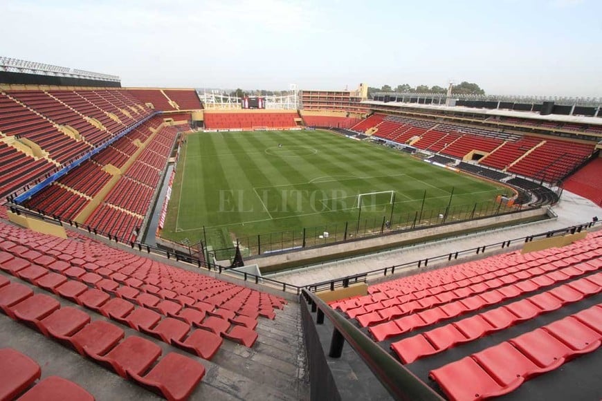 ELLITORAL_312665 |  Archivo El Litoral Así quedó la cancha con las remodelaciones para albergar a la Copa América 2011