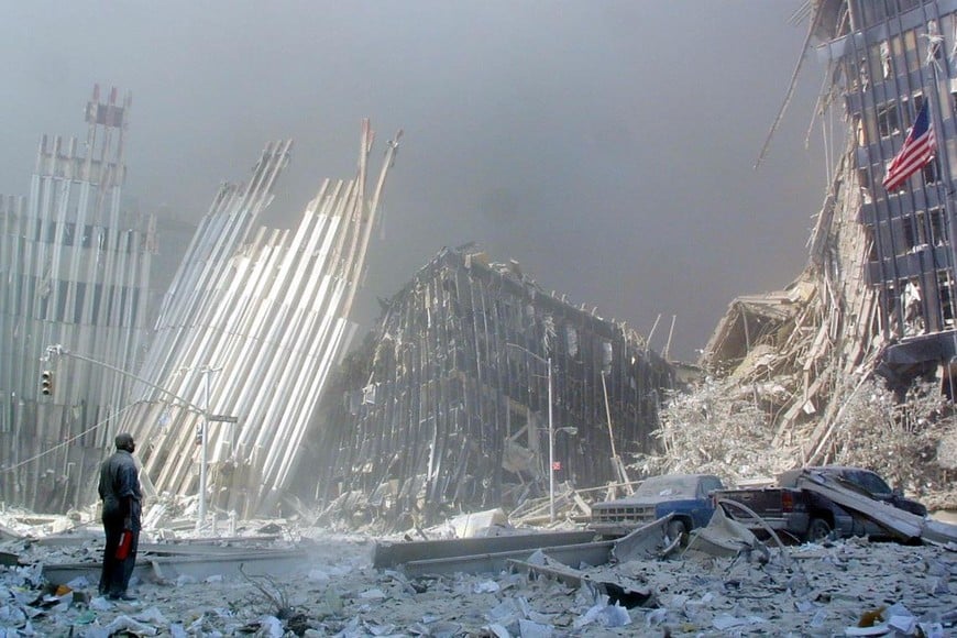 ELLITORAL_222440 |  Internet El 11 de septiembre del 2001, cuatro aviones de pasajeros fueron capturados por terroristas islamistas.
