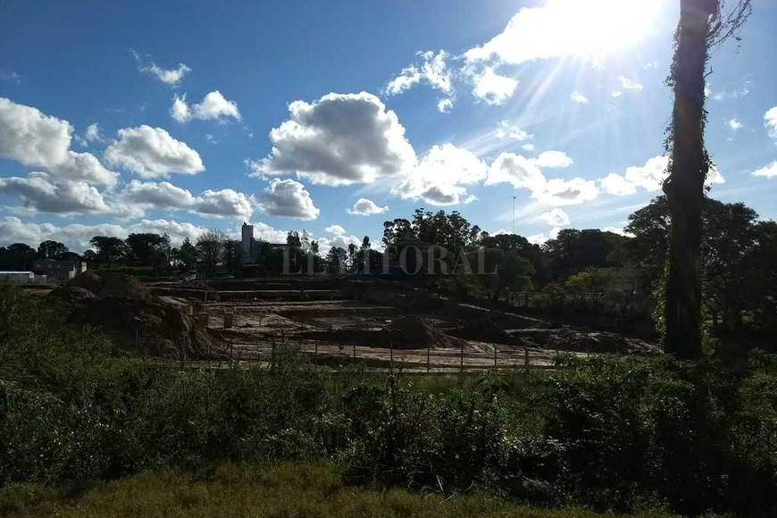 ELLITORAL_218718 |  Mirador Entre Ríos La obra de la planta potabilizadora vista desde el Naranjal de Pereda.