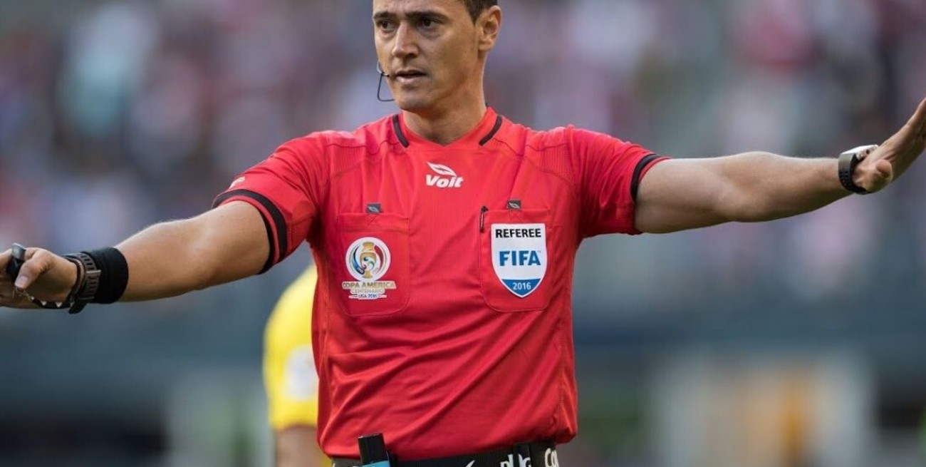El colombiano Roldán será el árbitro del debut de Independiente