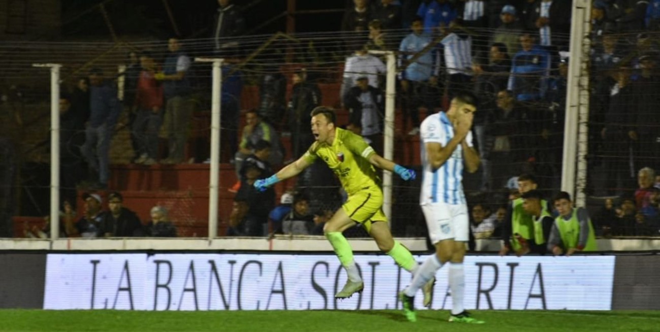 Colón venció a Atlético Tucumán y está en cuartos de final de la Copa Argentina