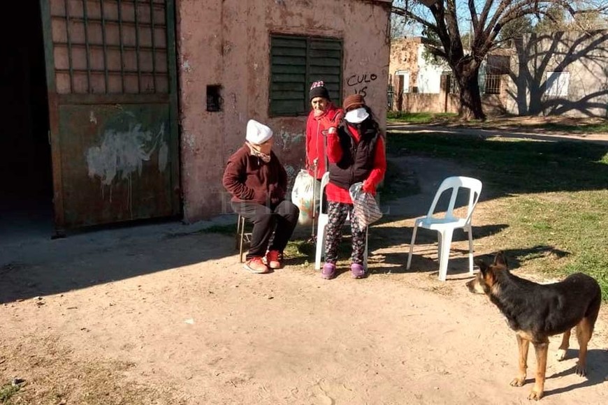 ELLITORAL_316598 |  El Litoral Algunos de los abuelos que quedaron sin asistencia.