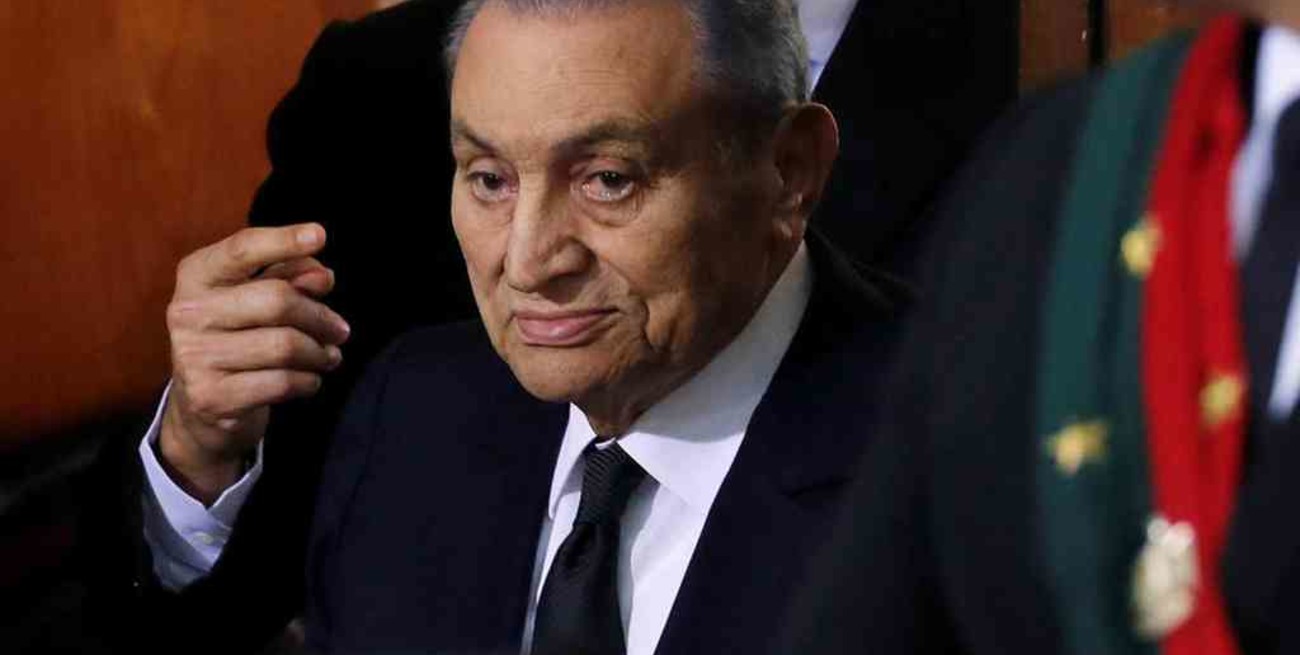 Murió el ex presidente egipcio Hosni Mubarak
