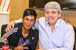 ELLITORAL_268647 |  Gentileza