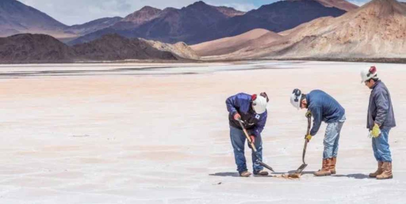 Una minera china exportará por primera vez cloruro de litio desde Salta 