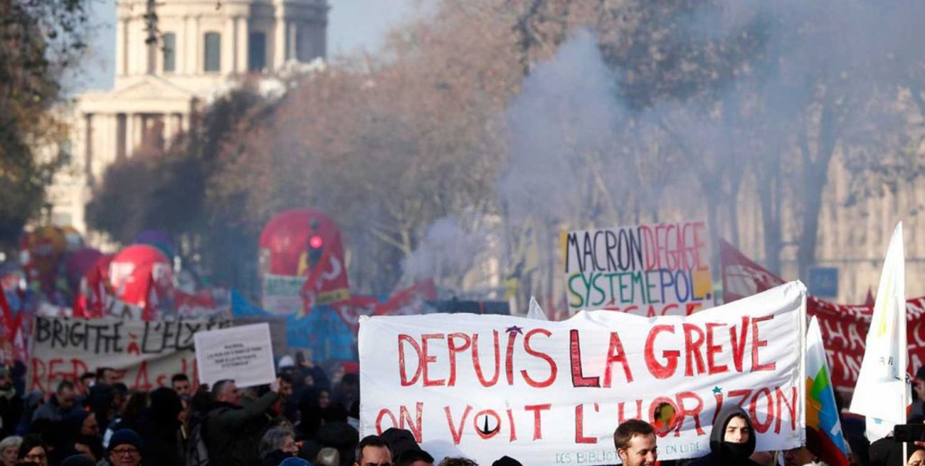 Francia paralizada por el anuncio de la reforma previsional