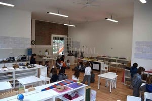 Transmedia VT EL MÉTODO MONTESSORI es un modelo educativo ideado por la educadora y médico italiana Maria Montessori a finales del siglo XIX y principios del XX.