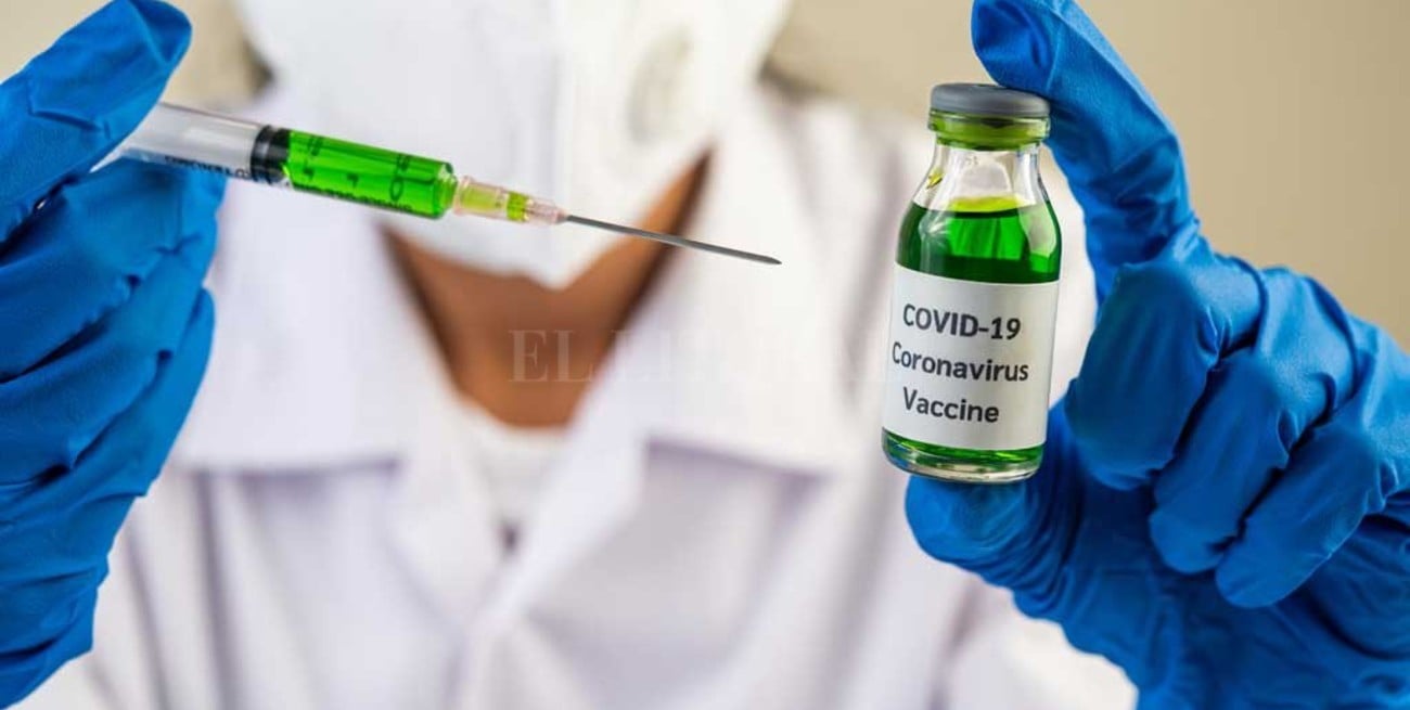 AstraZeneca anunció que retoman los ensayos de la vacuna de Oxford contra el Covid-19