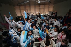 Archivo / Mauricio Garín 2010.06.17 Fútbol Mundial Argentina vs. Corea del Norte. Escuela Santiago Cabral. Foto Mauricio Garín .