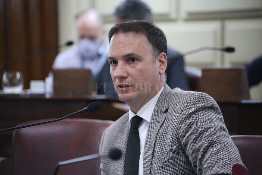 ELLITORAL_309429 |  Archivo El Litoral Lisandro Enrico, el miembro acusador, advierte que forma parte de un esquema  de impunidad  la tendencia de los jueces a  conceder a peligrosos delincuentes o personas que tienen que estar en cárceles, beneficios para estar en sus domicilios .