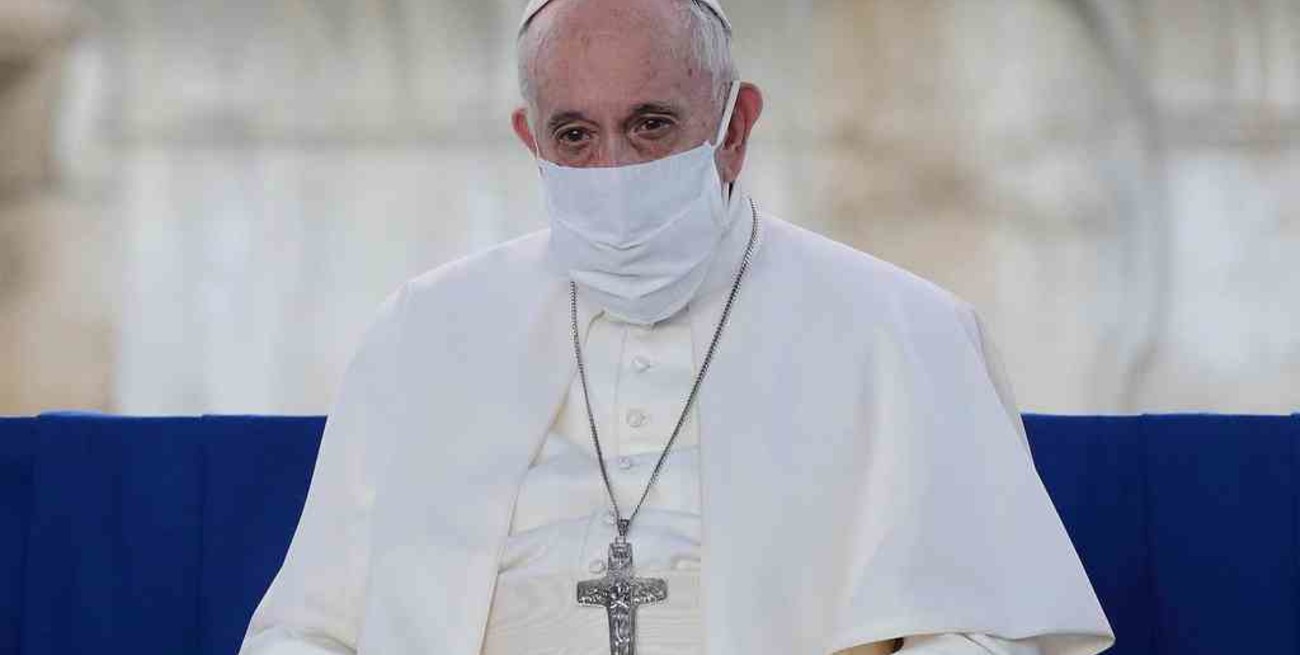 Francisco pidió "que cese la violencia" tras el ataque en una iglesia en Francia