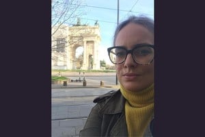 Mercedes Viola Arco de la Paz, Milán