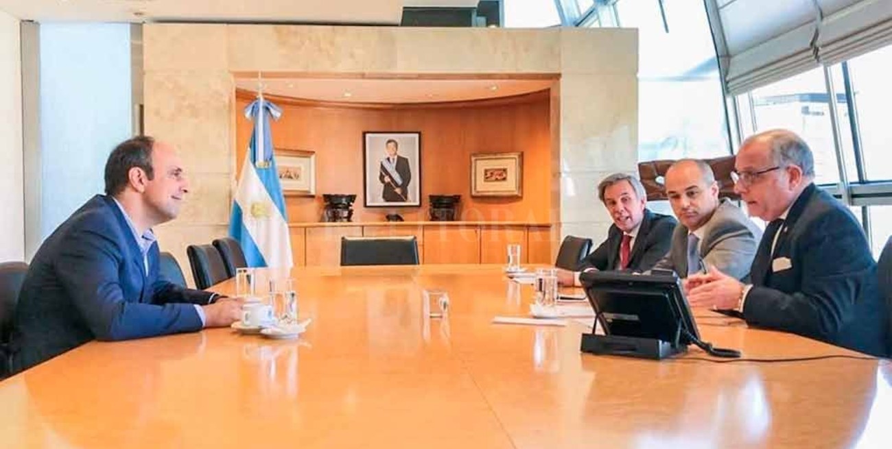 Corral y Faurie se reunieron para avanzar en la organización de la Cumbre del Mercosur