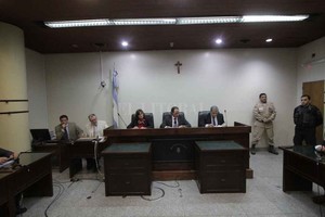 ELLITORAL_212627 |  Mauricio Garín Los fundamentos del fallo estarán disponibles el próximo 6 de junio por la tarde, según anunció el tribunal integrado por los jueces Vella, Lauría -presidente- y Escobar Cello.