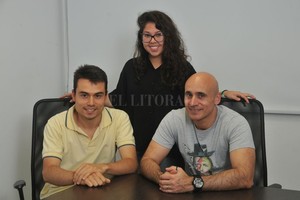 Luis Cetraro De pie, Maribel Fernández; sentados, Matías Kogel y Rodrigo Asselborn.