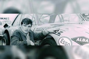 ELLITORAL_328545 |  Archivo El  Loquito . A los 19 años, con la cupé Chevrolet, Rubén Luis Di Palma ganaba su primera prueba: la Vuelta de Arrecifes, su ciudad natal. Hoy se cumplen 20 años de su trágico fallecimiento.