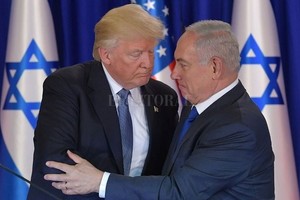 ELLITORAL_227688 |  Internet Donald Trump y Benjamin Netanyahu.