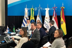 ELLITORAL_254195 |  Prensa Mercosur Integrantes de las delegaciones internacionales ya trabajan en la Cumbre del Mercosur que se desarrolla en la ciudad de Santa Fe