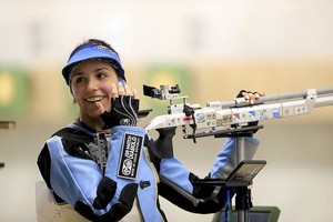 ELLITORAL_314083 |  Juan Carlos Guzman zzzznacd2NOTICIAS ARGENTINAS BAIRES, AGOSTO 1: La cordobesa Fernanda Russo, de apenas 19 años, logró hoy la medalla de bronce en la prueba de 10 metros con Rifle de la competencia de Tiro en los Juegos Panamericanos de Lima 2019, que además le aseguró su clasificación a los Juegos Olímpicos de Tokio 2020.

Foto NA: Juan Carlos Guzman / Lima 2019zzzz