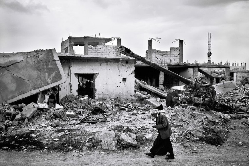 ELLITORAL_248414 |  Gentileza Virginia Benedetto. Ciudad de Kobane, en el Kurdistán sirio, destruida por el ataque del autodenominado Estado Islámico y Turco, y liberada por las fuerzas de autodefensa kurdas.