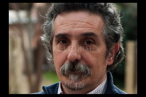 Archivo El Litoral Crítico, historiador y docente universitario especializado en teatro y artes, Jorge Dubatti contribuyó a abrir más de cuarenta escuelas de espectadores en Argentina, Bolivia, Brasil, Colombia, Costa Rica, España, Francia, México, Panamá, Perú, Uruguay, Venezuela.